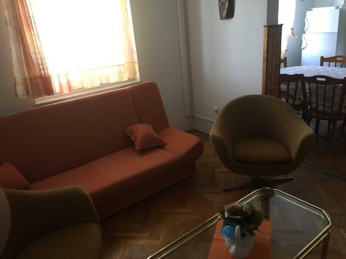 Apartments Ankica Kampor Luaran gambar